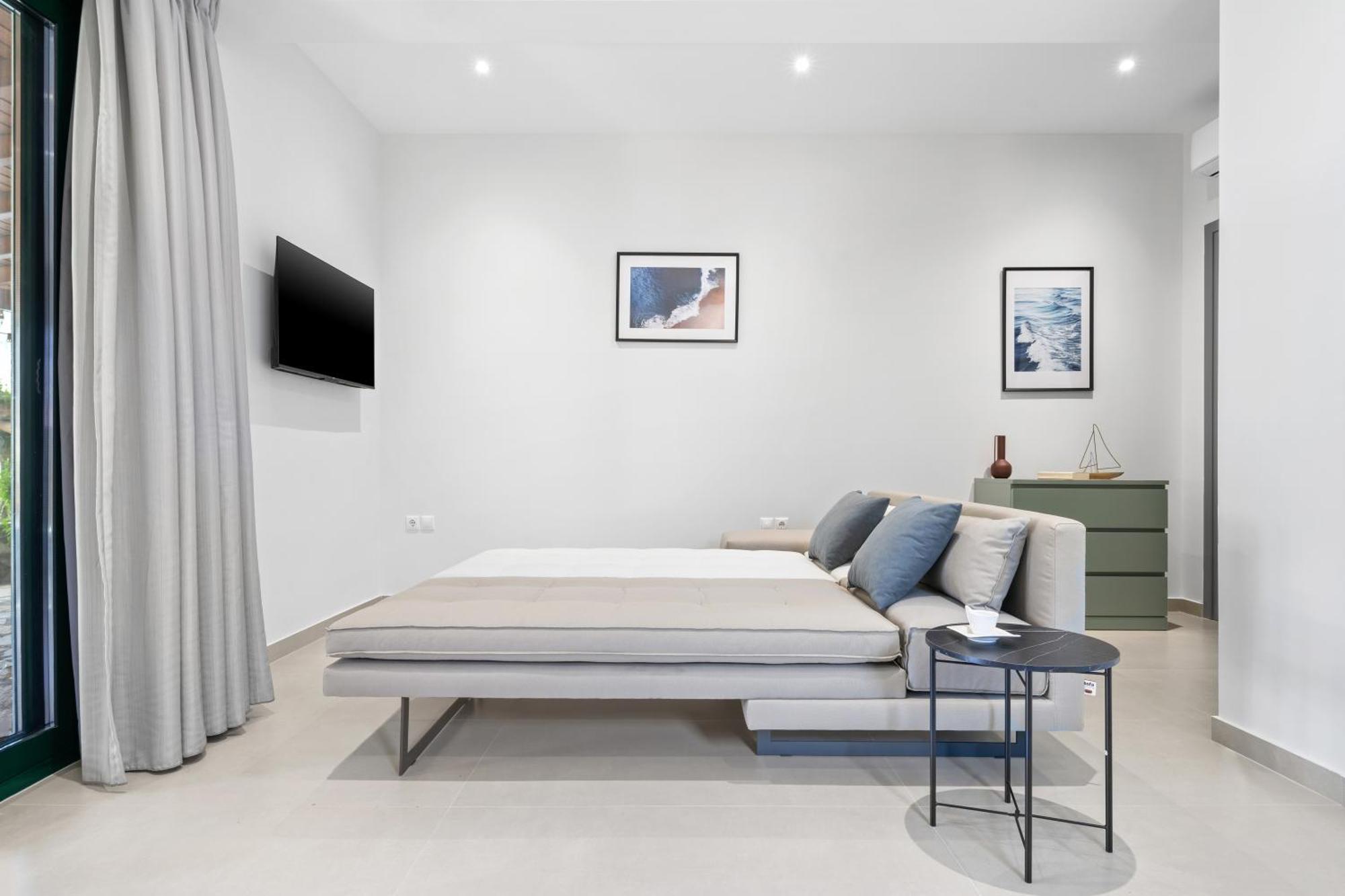 George Apartment